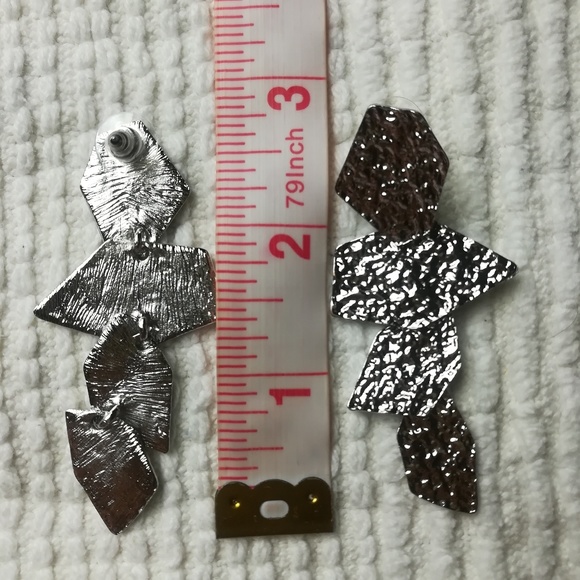 Hammered Statement Earrings - Picture 3 of 4